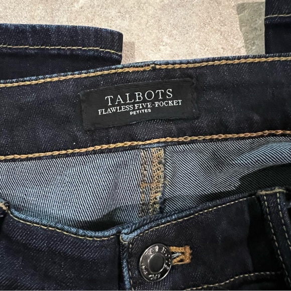 Talbots Flawless Five Pocket Boot Cut Jeans Size 8P - Picture 6 of 6